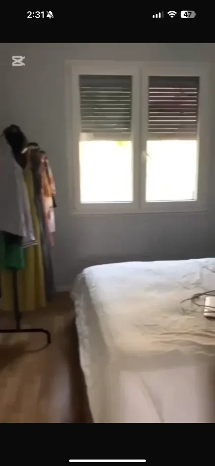 Tirane, jepet me qera apartament 1+1 Kati 4, 45 m² 550 € (Rruga Emin Duraku)