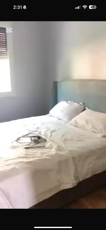 Tirane, jepet me qera apartament 1+1 Kati 4, 45 m² 550 € (Rruga Emin Duraku)