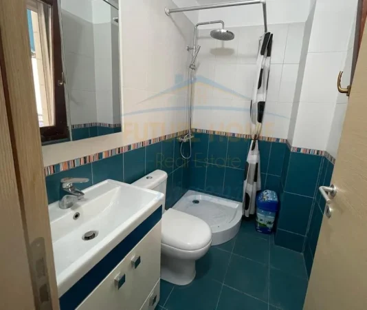 Apartament 2+1+2+Post Parkimi, Kopshti Botanik, Tiranë