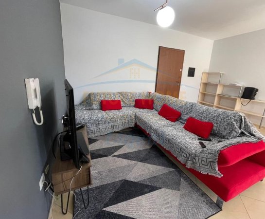 Apartament 2+1+2+Post Parkimi, Kopshti Botanik, Tiranë