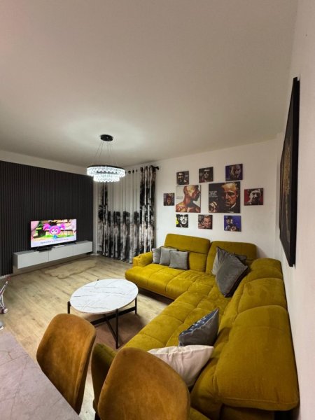 Tirane, shitet apartament 1+1 Kati 1, 74 m² 81.000 € (Prane 2 Luaneve ne Fresk.)