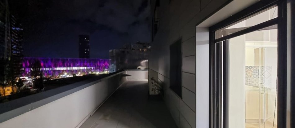 Tirane, jepet me qera zyre Kati 4, 135 m² 1.090 € (rruga e elbasanit)