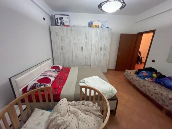 Tirane, shitet 1+1+Ballkon Kati 2, 144.500 € 