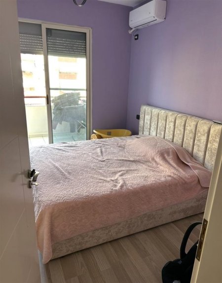 Tirane, jepet me qera apartament 2+1 Kati 4, 90 m² 500 € (Bulevardi Migjeni Astir)