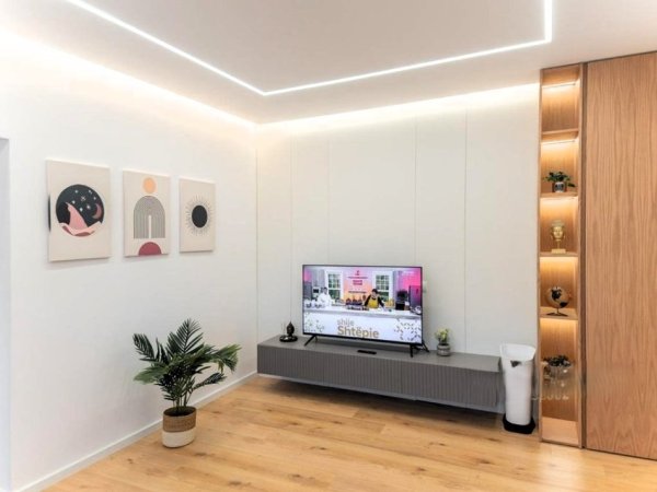 Tirane, jepet me qera apartament 1+1 Kati 3, 65 m² 600 € (rruga e elbasanit)