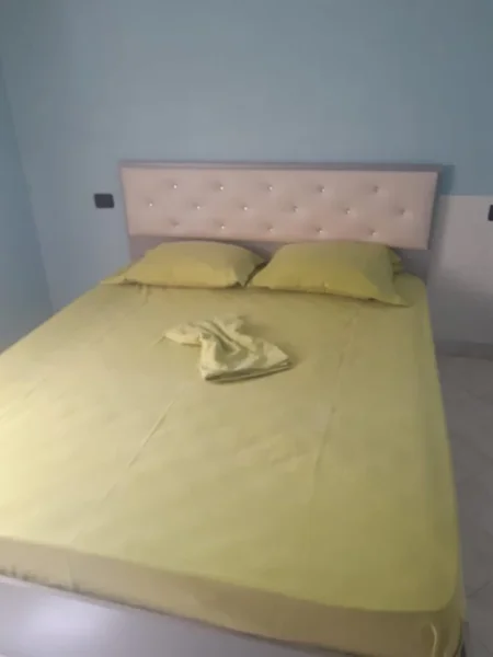 Vlore, jepet me qera apartament 1+1 , 60 m² (Orikum)