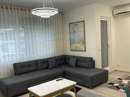 Qera, Apartament 1+1, Rruga e Kosovareve, Tirane. 1.000 €