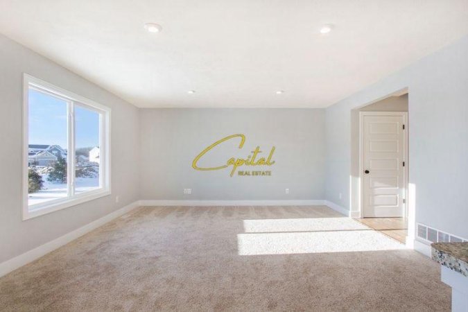 Tirane, jepet me qera Vile 4+1 Kati 2, 340 m² 2.000 € (21 DHJETORI)