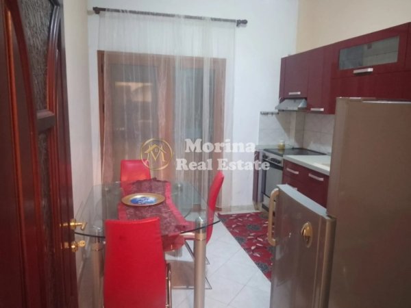 Tirane, jepet me qera Vile 2+1 Kati 2, 90 m² 450 € (Shkoze)