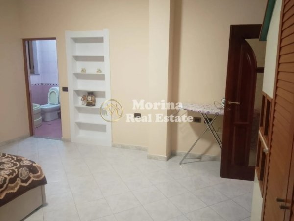 Tirane, jepet me qera Vile 2+1 Kati 2, 90 m² 450 € (Shkoze)