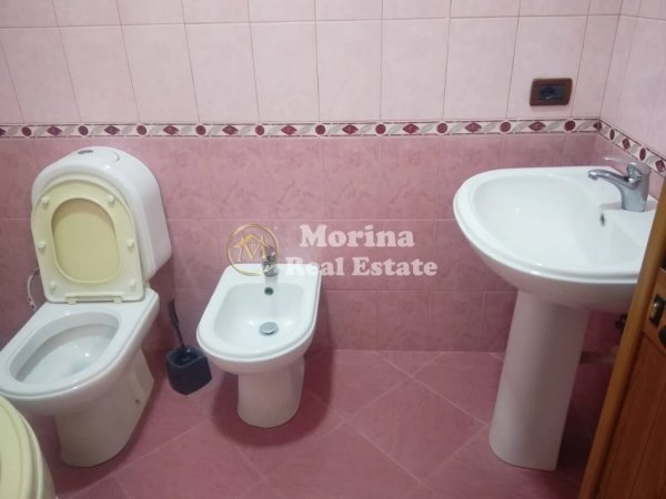 Tirane, jepet me qera Vile 2+1 Kati 2, 90 m² 450 € (Shkoze)