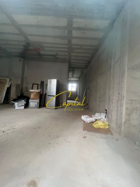 Tirane, shitet ambjent biznesi Kati 0, 300 m² 360.000 € (FRESKU)