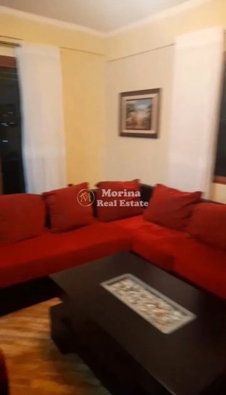 Tirane, jap me qera Vile 2+1 Kati 3, 120 m² 300 € (Instituti Bujqesor)