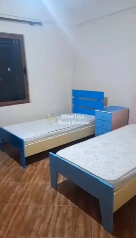 Tirane, jap me qera Vile 2+1 Kati 3, 120 m² 450 € (Instituti Bujqesor)