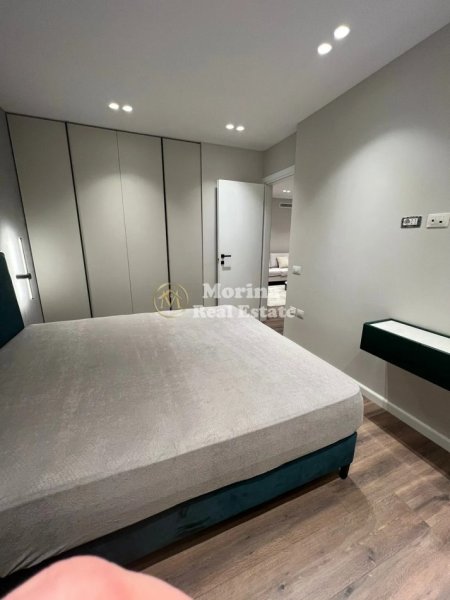 Tirane, jepet me qera apartament 2+1 Kati 7, 80 m² 700 € (Fusha e Aviacionit)