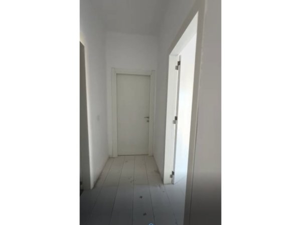 Tirane, shitet apartament 2+1 Kati 5, 119 m² 157.500 € 