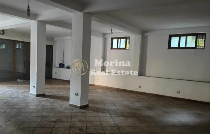 Tirane, jepet me qera ambjent biznesi Kati 0, 100 m² 500 € (rruga Tonin Harapi)