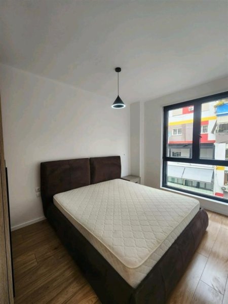 Tirane, jepet me qera apartament 2+1 Kati 6, 115 m² 1.000 € (KOPSHTI ZOLOGJIK)