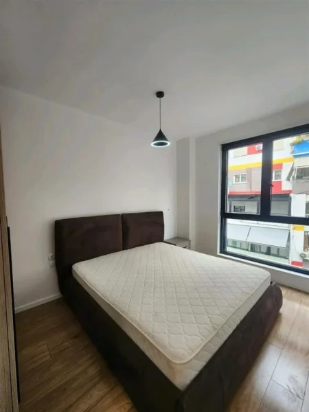 Tirane, jepet me qera apartament 2+1 Kati 6, 115 m² 1.000 € (KOPSHTI ZOLOGJIK)