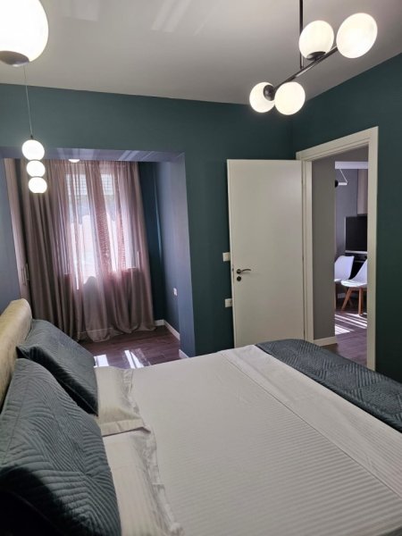 Tirane, shitet apartament 1+1 , 65 m² (Misto Mame)