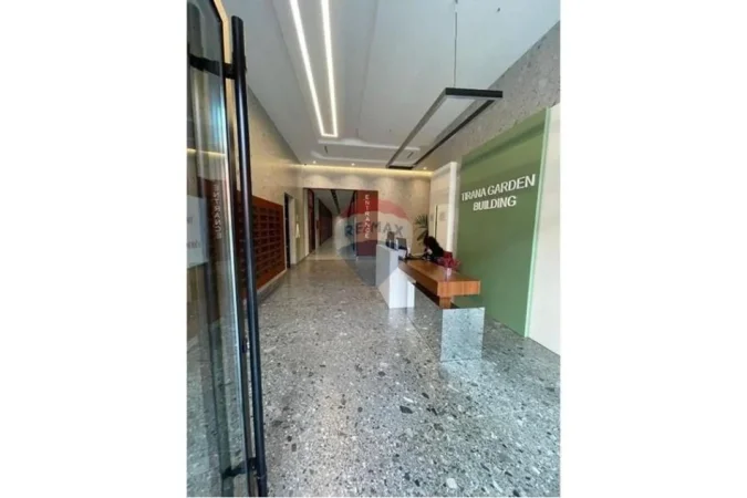 Tirane, jepet me qera zyre Kati 15, 1.500 € 