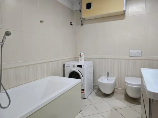 Tirane, jepet me qera apartament Kati 6,