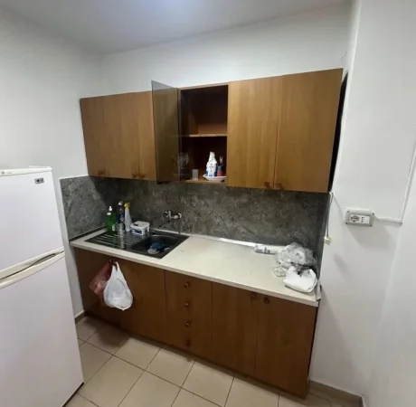 Durres, shes apartament Kati 2, 95.000 € (LAGJA 16 KASTRATI SHKOLLA QEMAL MICI)