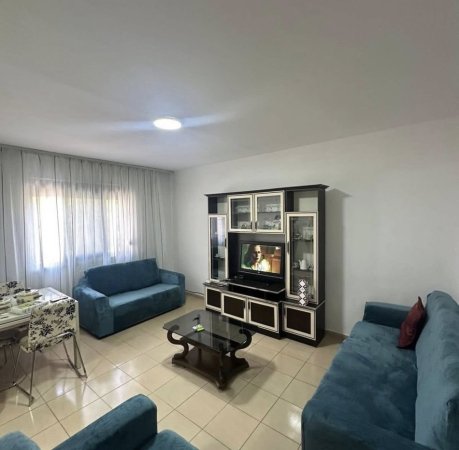 Durres, shes apartament Kati 2, 95.000 € (LAGJA 16 KASTRATI SHKOLLA QEMAL MICI)