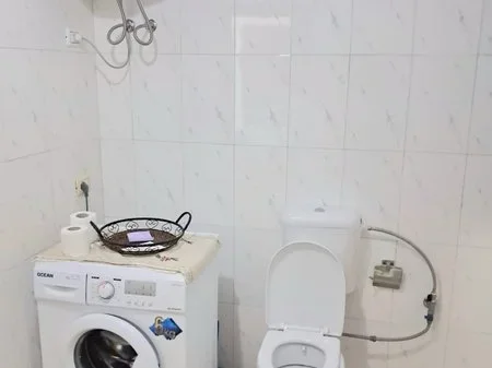 Tirane, jepet me qera apartament 1+1 Kati 4, 40 m² 400 € 