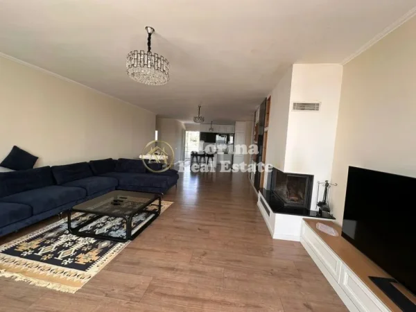 Tirane, jepet me qera apartament 3+1 Kati 4, 270 m² 1000 € (Fresk)