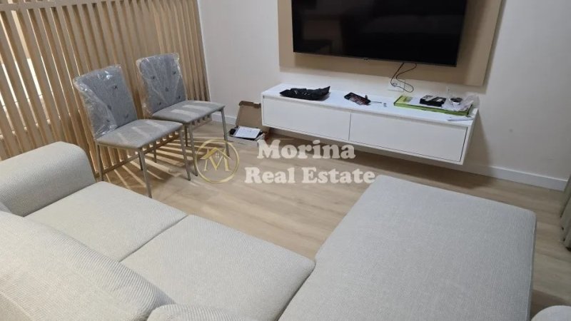 Tirane, jepet me qera garsonier Kati 5, 40 m² 400 € (5 Maji)