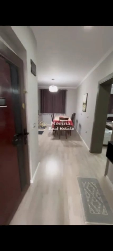 Tirane, jepet me qera apartament Kati 3, 120 m² 520 € (Laprake)