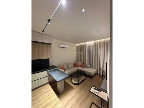 Tirane, jap me qera apartament 1+1 Kati 3, 53 m² 550 € (Rezidenca Kaimi)