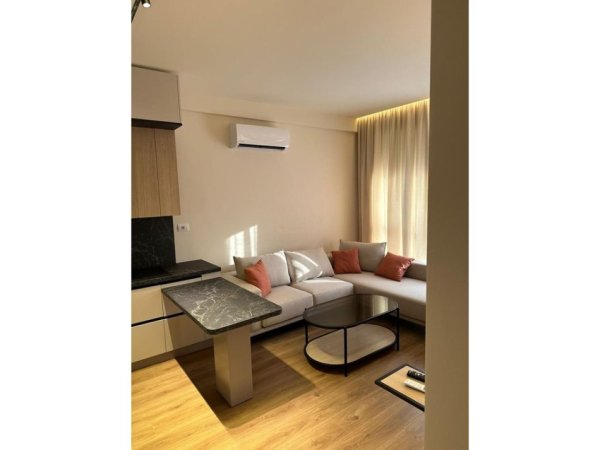 Tirane, jap me qera apartament 1+1 Kati 3, 53 m² 550 € (Rezidenca Kaimi)