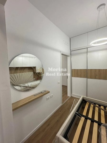Tirane, jepet me qera apartament 1+1 Kati 7, 50 m² 420 € (Ali Demi)