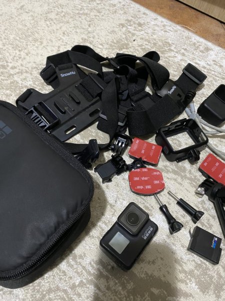 Tirane, shes GoPro hero 7 black