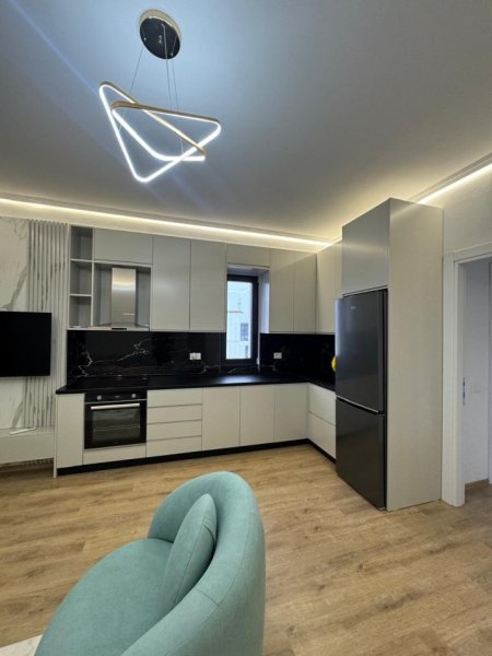 Tirane, shitet apartament 1+1 Kati 11, 69 m² 160.000 € (Farmacia 10)