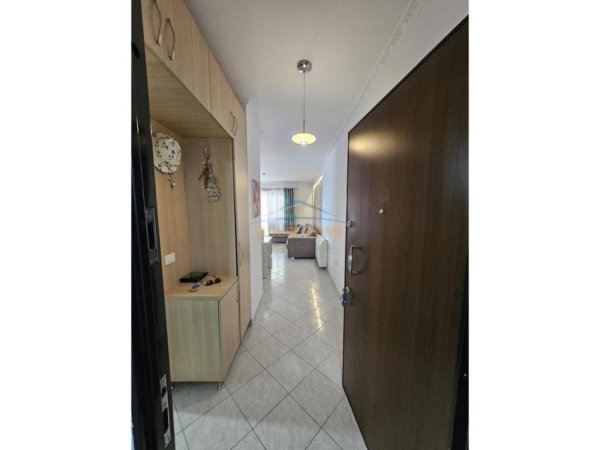 Tirane, shitet apartament 2+1 Kati 4, 100 m² 147.000 € (FRESK)
