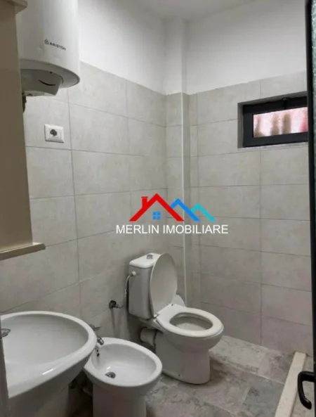 Tirane, shitet apartament Kati 1, 40 m² 100.000 € (RRUGA NDRE MJEDA,21 DHJETORI)