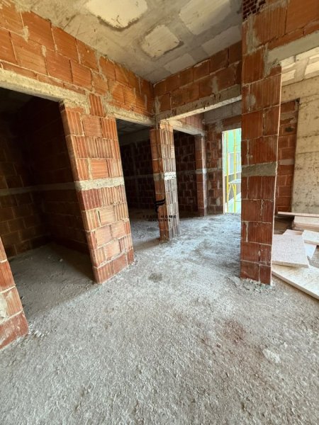 Tirane, shitet apartament 2+1 Kati 8, 101 m² 111.000 € (LAPRAKE)