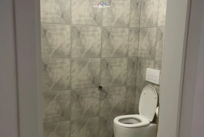 Tirane, jepet me qera apartament 2+1 Kati 1, 120 m² 750 € (Rruga Filip Jano)