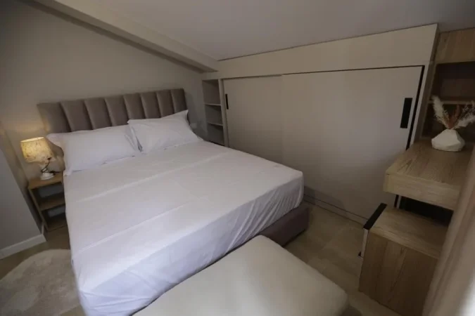 Tirane, jepet me qera Vile 2+1 Kati 3, 80 m² 700 € (Rruga Marie Kraja)