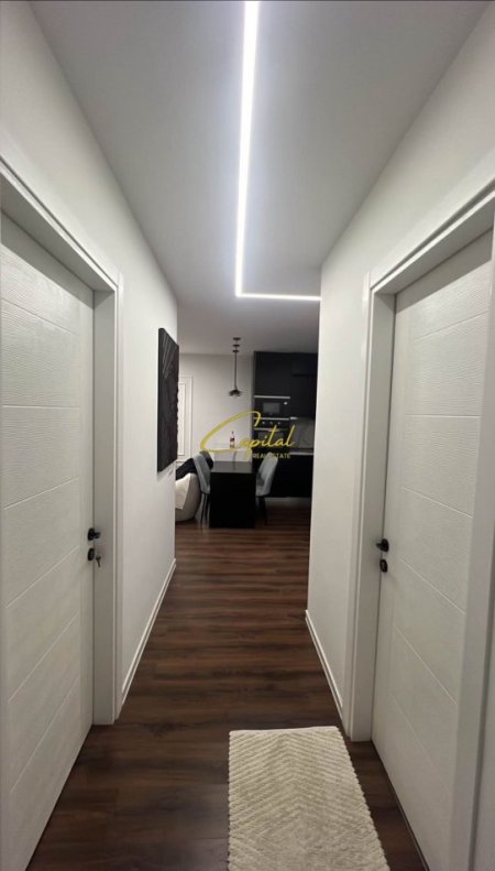 Tirane, jepet me qera apartament 1+1 Kati 1, 55 m² 550 € (5 MAJI)