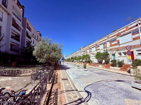 Tirane, shitet apartament 1+1 , 71 m² 115.000 € 