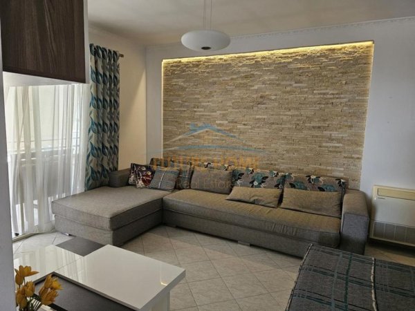 Tirane, shitet ME KREDI apartament 2+1+2 Kati 4, 100 m² 140.000 € (SHKOZE)