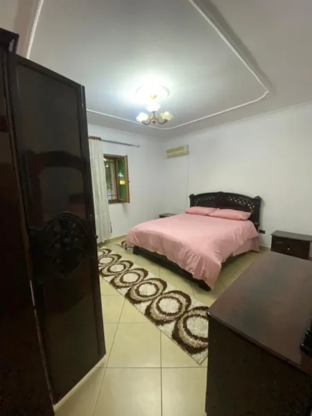 Tirane, jepet me qera apartament 2+1 , 85 m² 480 € (5 maji)