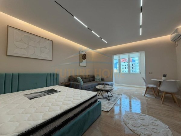 Tirane, shitet garsonier Kati 4, 34 m² 108.000 € (RRUGA E BARIKADAVE)