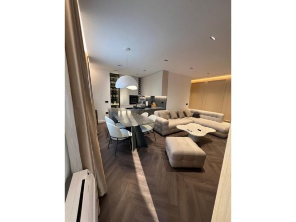 Tirane, shitet apartament 2+1 Kati 9, 103 m² 288.000 € (RRUGA ELBASANIT)