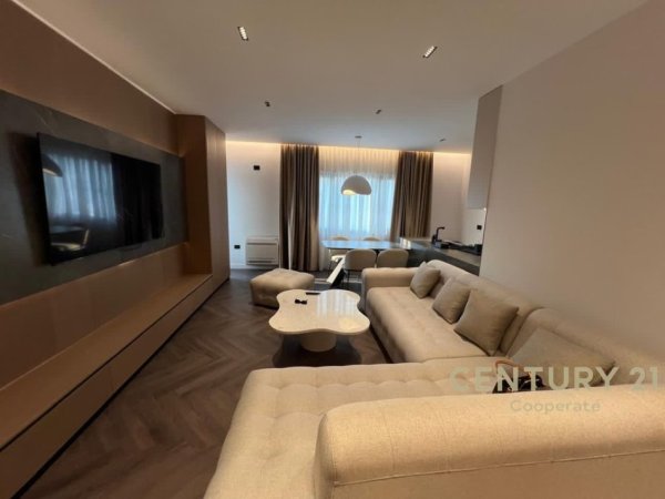 Tirane, shitet apartament 2+1+Ballkon Kati 9, 103 m² 288.000 € (PRANE FAKULTETIT EKONOMIK)