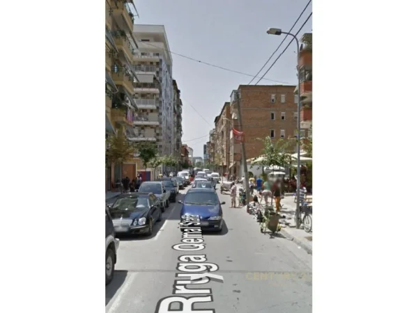 Tirane, shitet ambjent biznesi Kati 0, 140 m² 420.000 € 